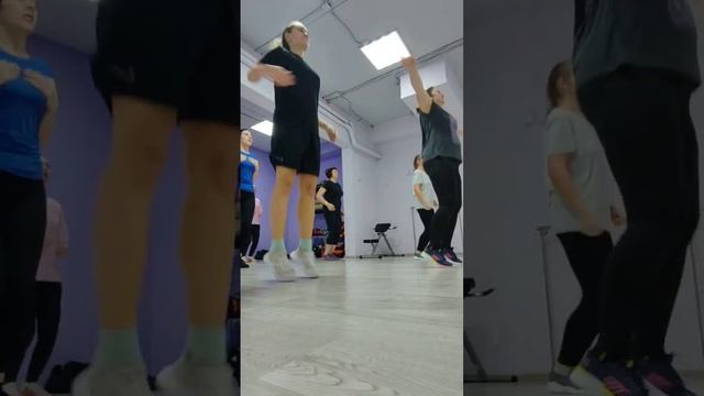 ВОЗВРАЩАЮСЬ В СПОРТ | РАЗМИНКА смотреть онлайн