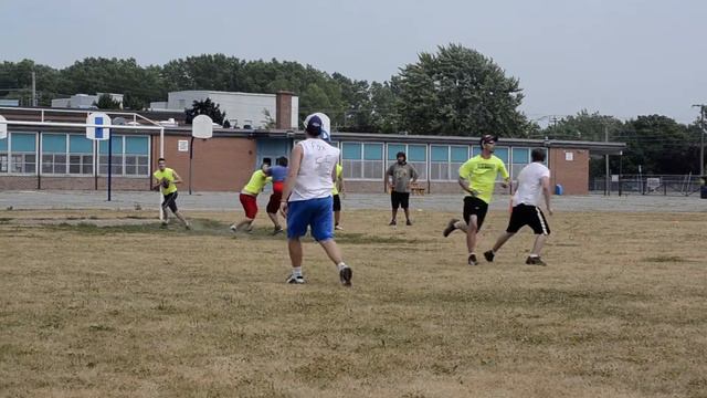 Quinte Touch Football League: Catch by Chad Gibson смотреть онлайн