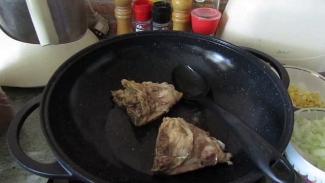 Малазийская кухня: Вок с курицей и рисом смотреть онлайн