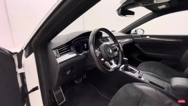 VOLKSWAGEN ARTEON FASTBACK 2.0 TSI 190KM 2017' смотреть онлайн
