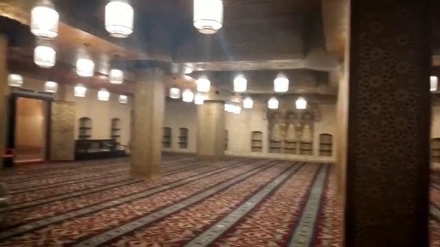 أهم وأشهر معالم شرم الشيخ (مسجد الصحابة) . Al shaba Mosque sharm el sheikh смотреть онлайн