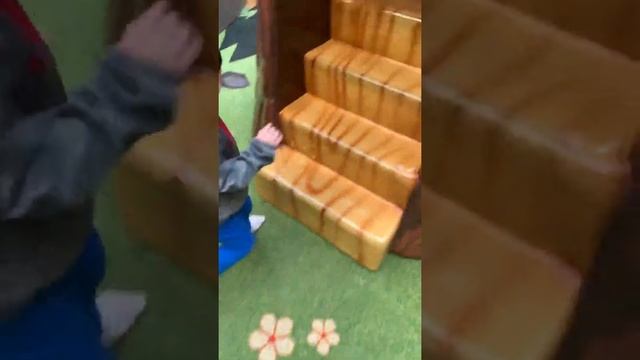 Toddler Playtime at the Empire Mall смотреть онлайн