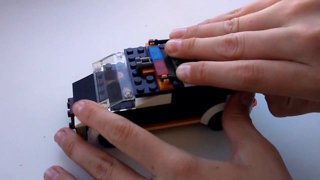 LEGO,вертолёт АН-64,полицейский микроавтобус,уткоробот смотреть онлайн