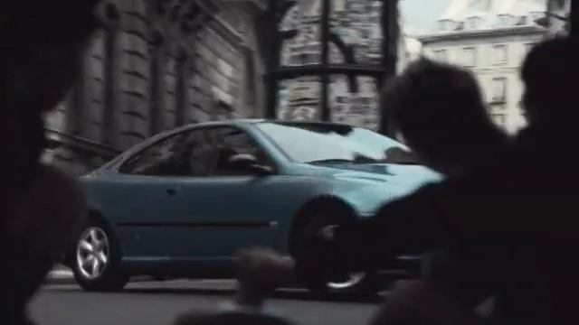 [Peugeot 406] Le baiser de l’hôtel de ville, 2000 смотреть онлайн