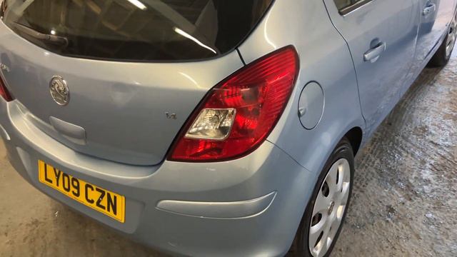 VAUXHALL CORSA 1.4 CLUB AUTO 5 DOOR смотреть онлайн