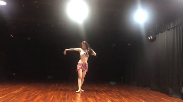 Ella]엘라의 안무영상?Bachata+Bellydance  바차타음악에 벨리댄스로 혼자놀기 !!