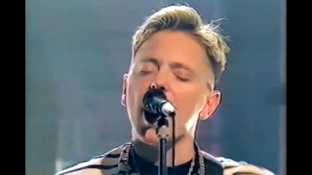 New Order - Round & Round (Live-TOTP) смотреть онлайн