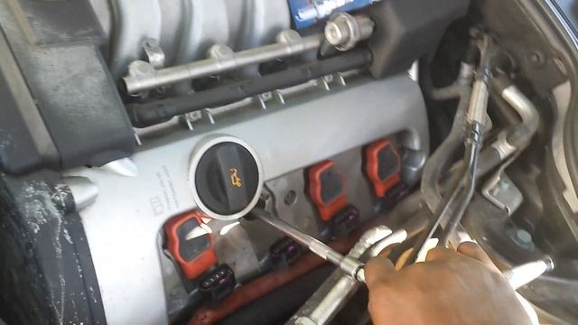 2005 Audi A8 Spark plug replacement 1 of 3 смотреть онлайн