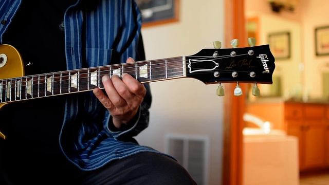 Les Paul/Tweed Deluxe in the bedroom смотреть онлайн