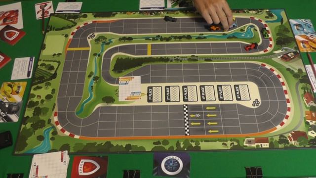 Играем в носильную игру "Формула Скорости" / "Downforce" смотреть онлайн
