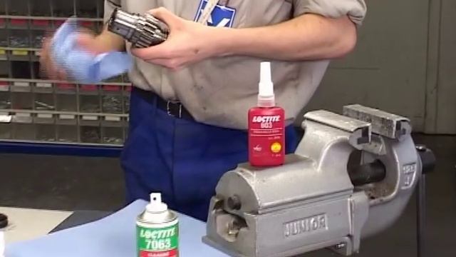 вклейка подшипника посредством продукта Loctite 603 смотреть онлайн