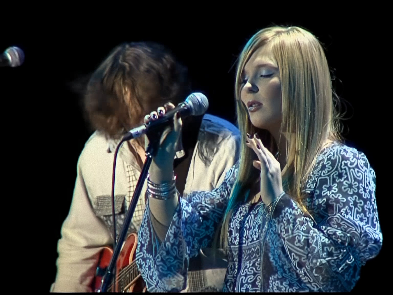 гр.ПЕЛАГЕЯ — Пташечка / PELAGEYA - Little Bird (live 2006) смотреть онлайн