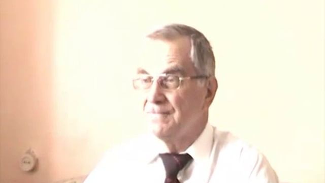 Как говорить с руководителем о повышении зарплаты? смотреть онлайн