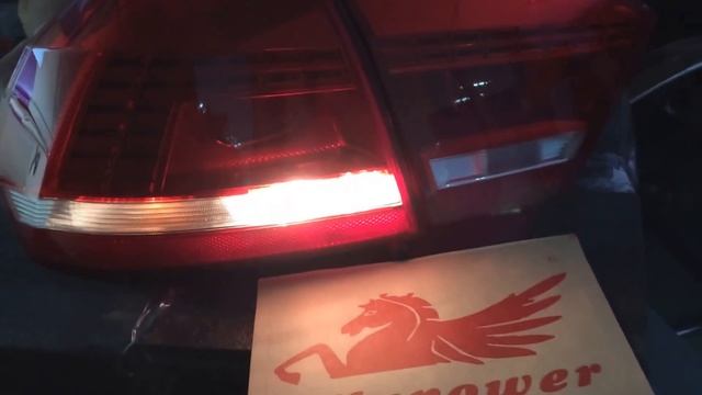 2011-2014 Volkswagen Passat B7 LED Tail Light смотреть онлайн