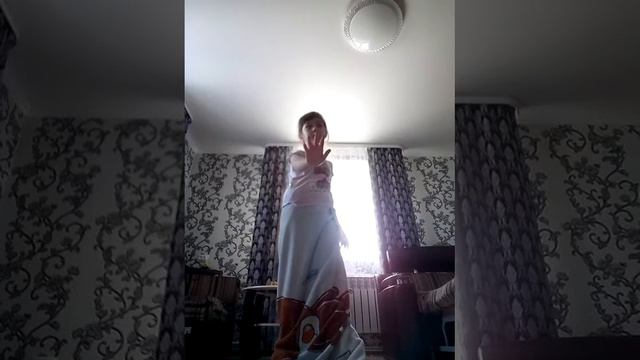 энканто песня не упоминает Бруно смотреть онлайн