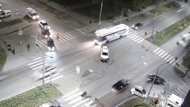 ДТП. Северная - Судоремонтная (22.10.2023 в 18:42) смотреть онлайн