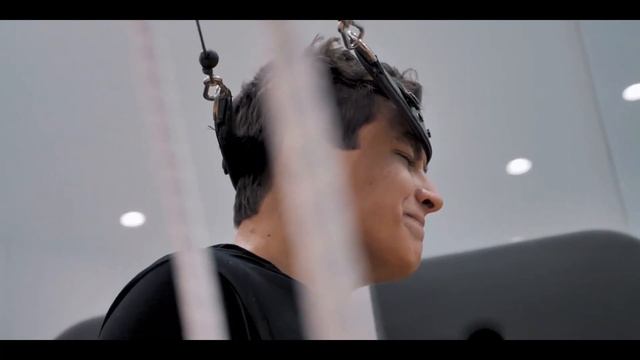Neck training with the GS Harness ft Lando Norris смотреть онлайн