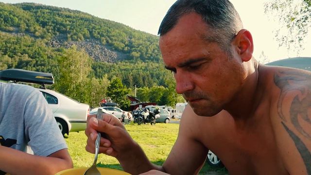 Прекестулен. Норвегия. Анонс новой серии смотреть онлайн