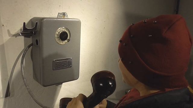 Таксофон -девочка впервые у таксофона - АМТ-69 смотреть онлайн