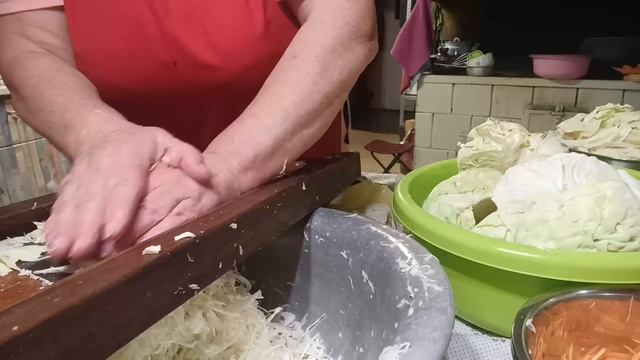 ПОРА КВАСИТЬ КАПУСТУ смотреть онлайн