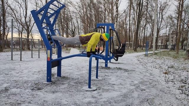 ТРЕТЬЯ ТРЕНИРОВКА ИЗМЕНЕНИЯ ТЕЛА ЗА 30 ДНЕЙ!медленные, правильные отжимания на стойках смотреть онлайн