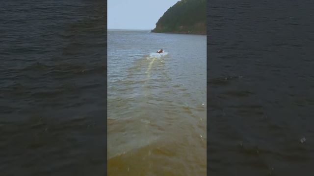 rubber motor boat #drone #mavic #dji #fpv #djifpv #cinematicdrone #fpvdrone #boat #air2s смотреть онлайн