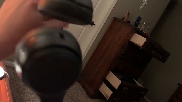 BEATS SOLO 3 NOT TURNING ON! SOLUTION?!?! смотреть онлайн