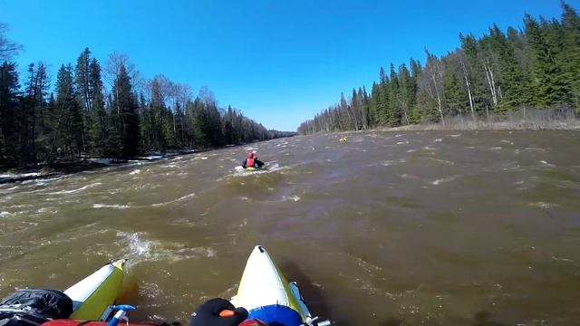 Нижняя часть Сухих порогов на реке Усьва. смотреть онлайн
