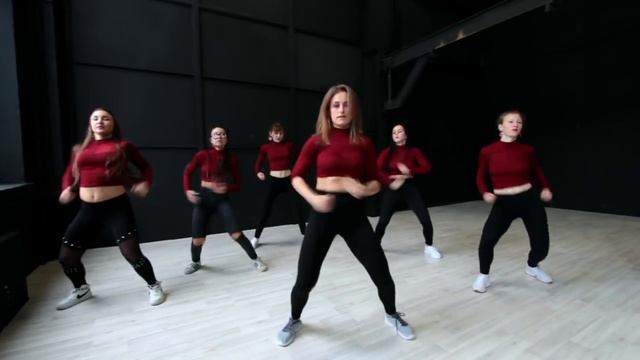 Reggaeton choreo by RQ Nuta - YUMMY MAMAS CREW смотреть онлайн