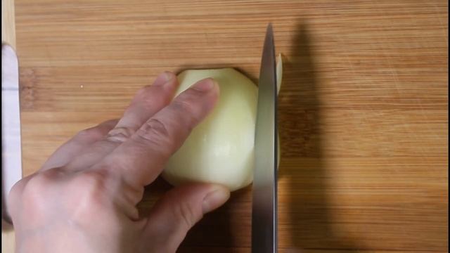 Салат из крабовых палочек с солеными огурцами))) Ваши гости будут в восторге!!! смотреть онлайн