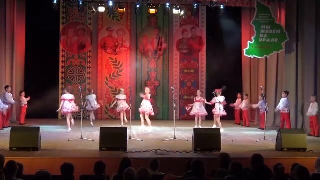 Образцовый коллектив студия эстрадного танца "Джаз Импровиз" – Плясуны плясуньи смотреть онлайн
