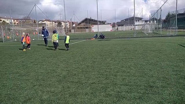 Первая тренировка Словакия, Попрад группа 8-9 лет 2022 смотреть онлайн