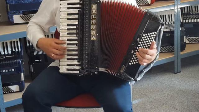 Akkordeon Beltuna Aktiv III BR Video Klangprobe смотреть онлайн