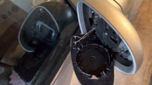 Как открыть Skoda Superb 1 если разрядился аккумулятор и не сломаны замки