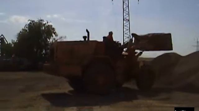 Фронтальный погрузчик В-140 "тропический" вариант смотреть онлайн