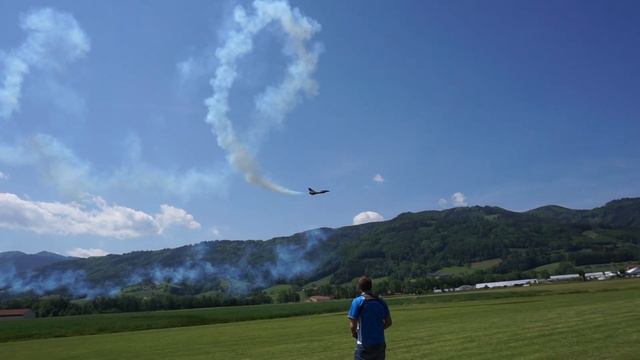 Bernhard Kager J10 смотреть онлайн