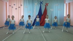 Детский танцевальный коллектив "Радужные звезды" танец "Нам нужен мир..."