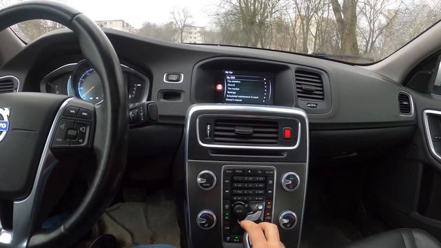 Обзор Volvo S60 2015. Салон, внешний вид, опыт использования. Это все ещё швед? Или уже китаец? смотреть онлайн