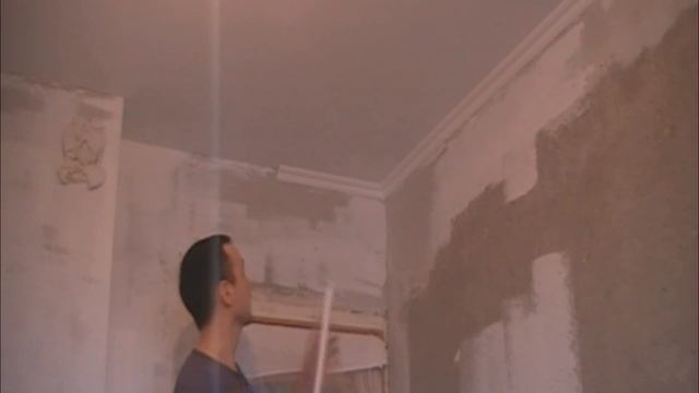 Как подрезать багет/ Потолочный плинтус. смотреть онлайн