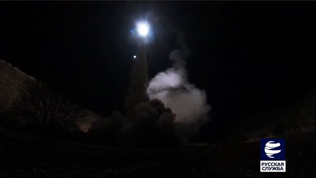 США отправляют дополнительную технику в Ирак смотреть онлайн