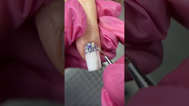 Умеешь делать растяжку?? #мкманикюр #маникюрпошагово смотреть онлайн