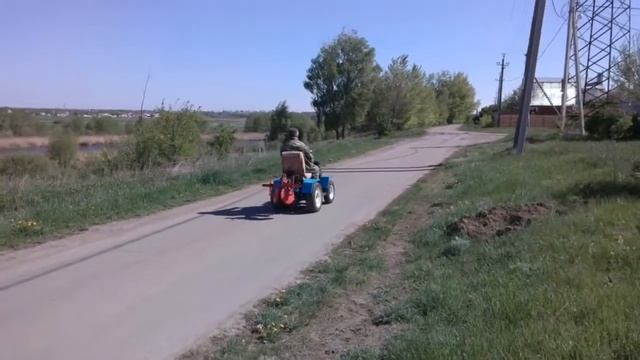 Минитрактор Воронежец, покатушки часть2! смотреть онлайн