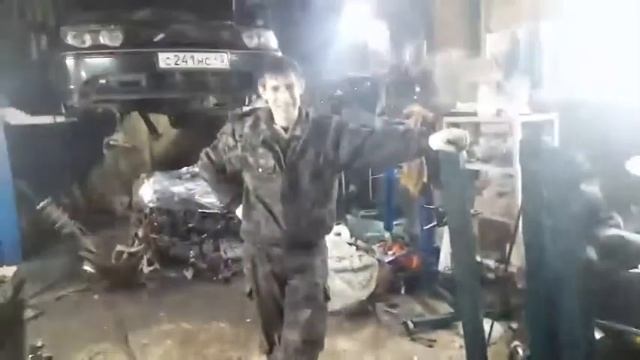 Первый запуск perkins 1004. JCB3CX смотреть онлайн