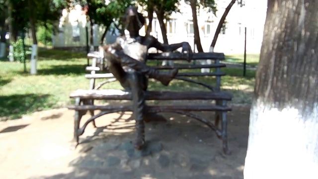 Памятник крокодилу. Ижевск смотреть онлайн