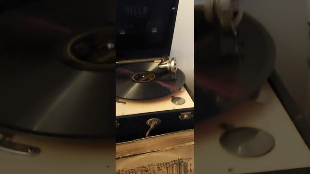 Happy Christmas old new beginnings смотреть онлайн