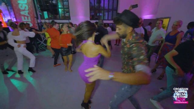 Panagiotis Aglamisis & Myrto Misyri | social dancing @ Croatian Summer Salsa Festival смотреть онлайн