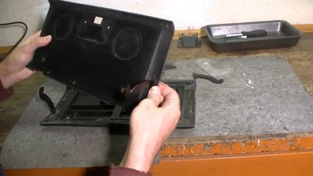 Porsche 944 968 Repairing the glove compartment смотреть онлайн
