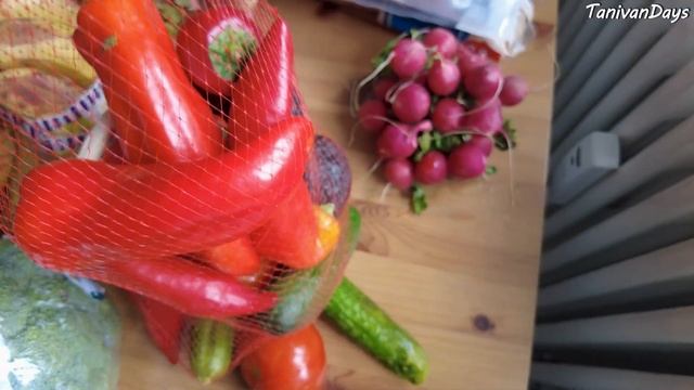 TAFEL. Германия. Мясо, ягоды... смотреть онлайн