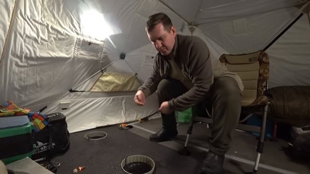 КЛЁВ КРУПНОГО ЛЕЩА! Трудовая рыбалка на Волге! смотреть онлайн