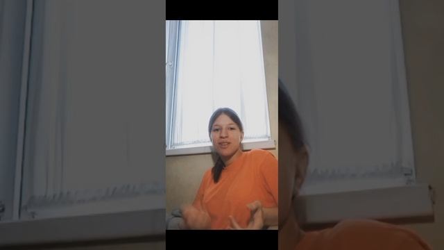 кто поет эту песню? ?